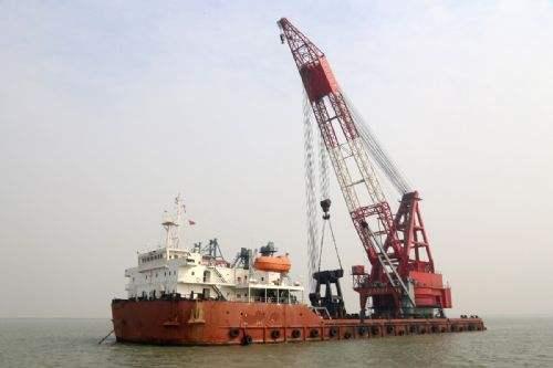  船舶交易网·www.船舶交易.com 南通运维处浮吊·工程船船舶交易网 找船,找货网,船舶寄售,船舶求购发布,开具船舶交易发票二手船舶信息1200T全回转起重船,浮吊·工程船船舶交易网 找船,找货网,船舶寄售,船舶求购发布,开具船舶交易发票 