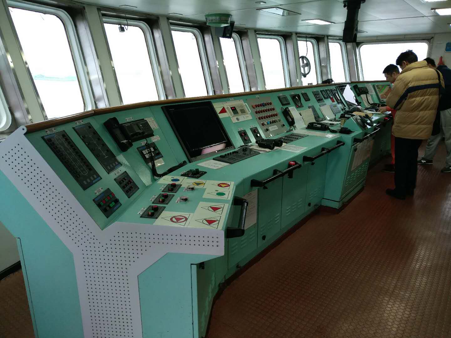 Offshore Sales.Ship sales